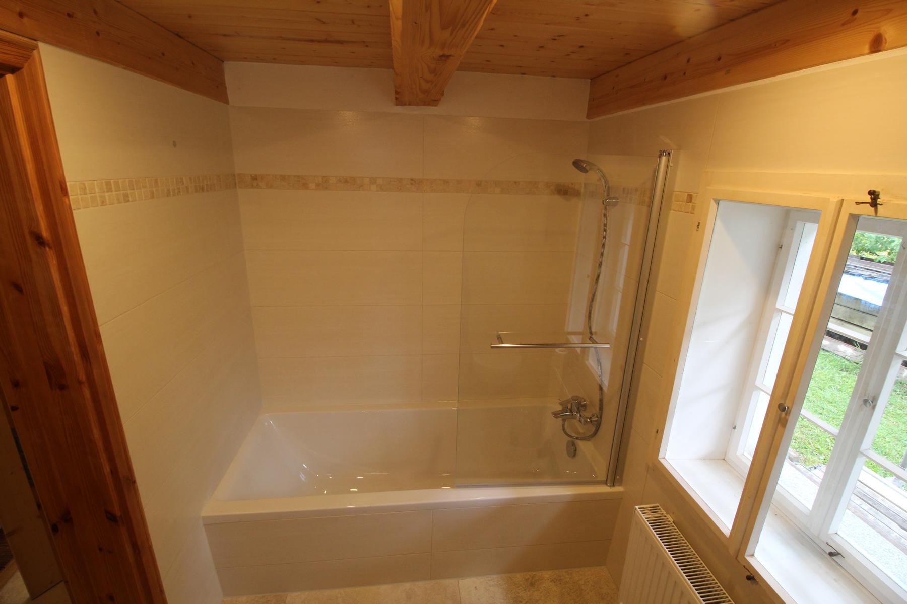 Große Badewanne für zwei Personen